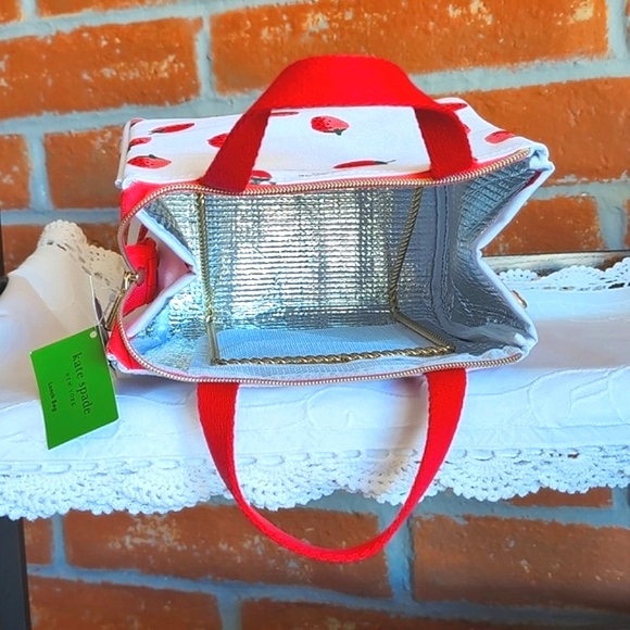 ♠️ Kate Spade Insulated Lunch Bag & Insulated Tumbler Set with Strawberr… - Picture 9 of 10